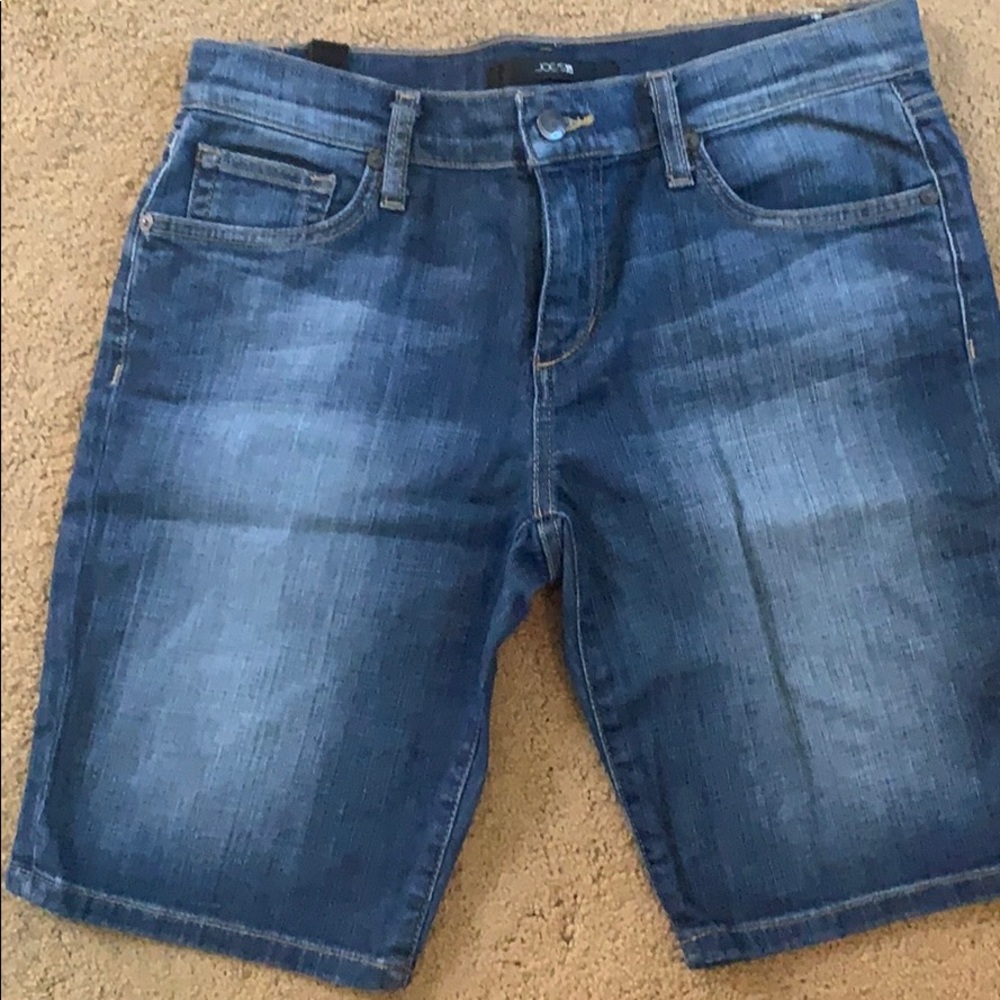 Joe’s denim shorts.